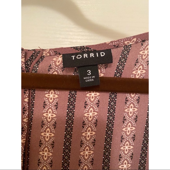 TORRID ABBEY - GEO PRINT GEORGETTE BLOUSE SIZE 3 - Picture 7 of 8